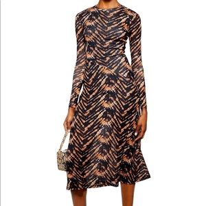NWT Topshop Midi Dress